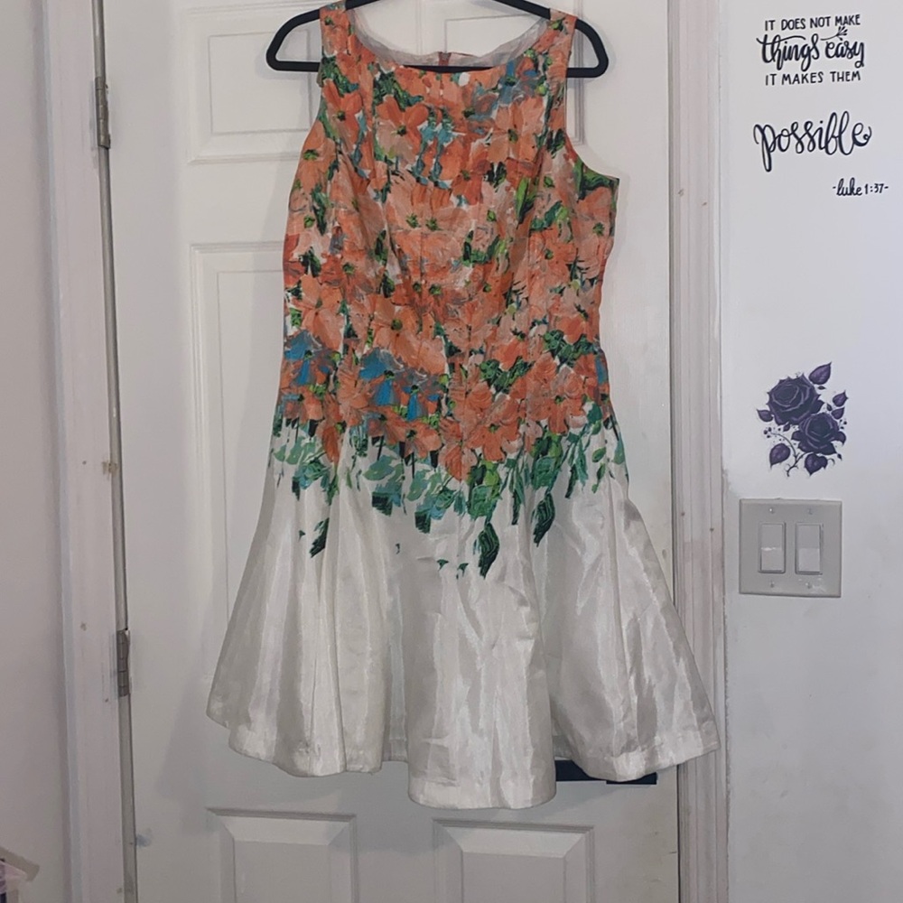 Danny & Nicole Floral Dress